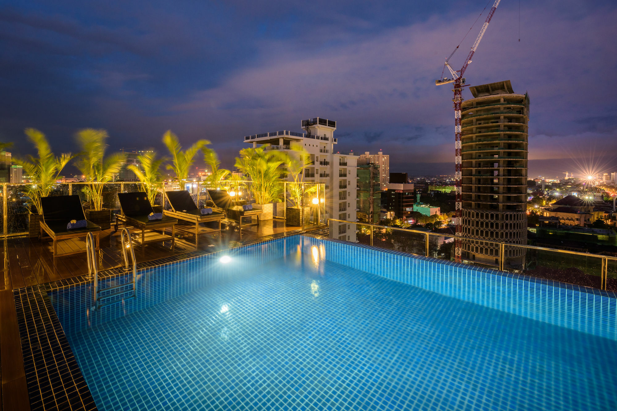 Mansion 51 Hotel & Apartment Phnom Penh Eksteriør billede